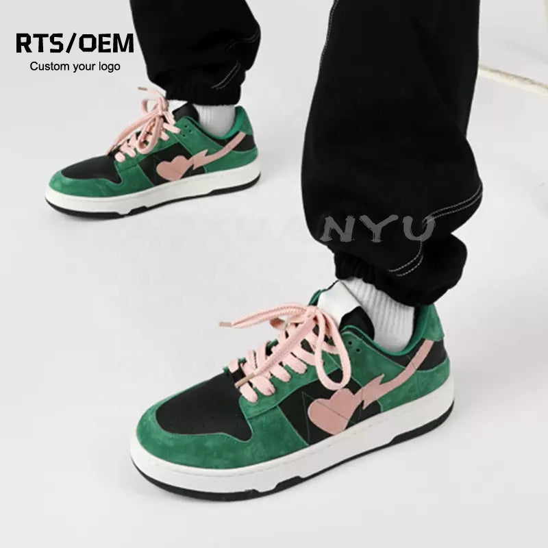 Customized Logo Turnschuhe Designer Luxury Famous Brand Shoe Casual Woman White Red Black Genuine Leather Trainers Sneaker Men